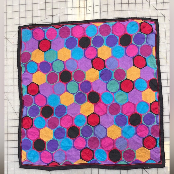 Oscar Silk printed Scarf - Picture 2 of 4